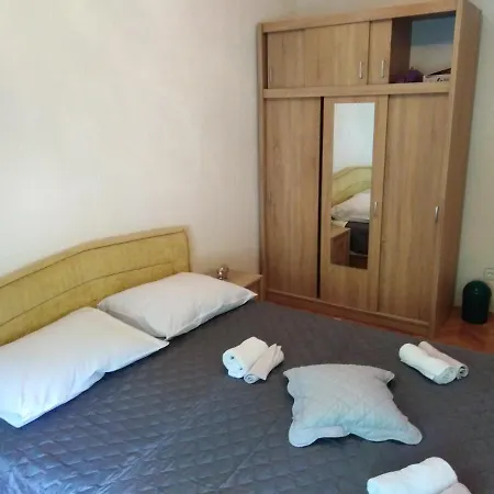 Apartment Andela