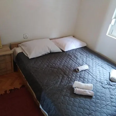 Apartment Andela Podgora