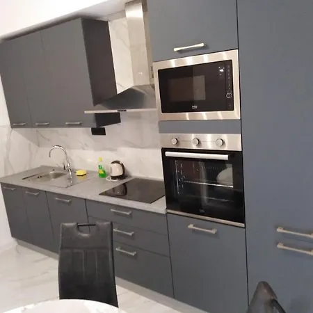 Andela Apartment Podgora
